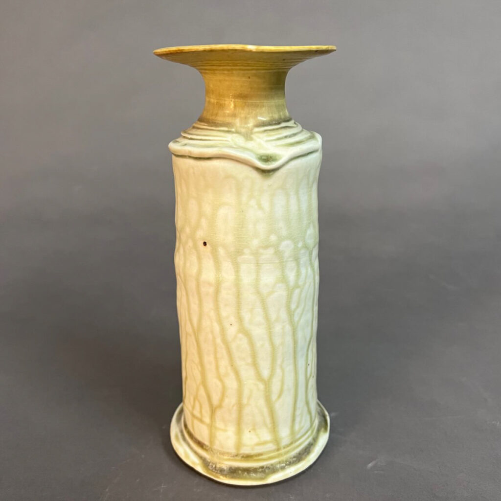 Speak vase